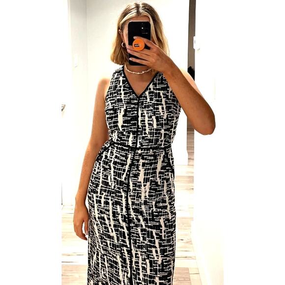 NEW! Banana Republic 12 Graphic Print Maxi Dress Sleevele Cutout Black White - Picture 1 of 8